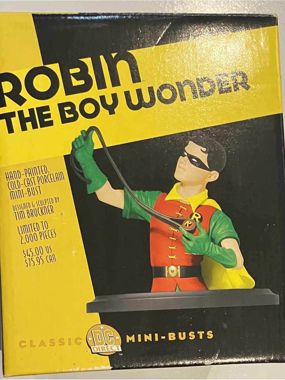 DC Comics Robin Mini-Bust Collectible — Green, Red, Yellow